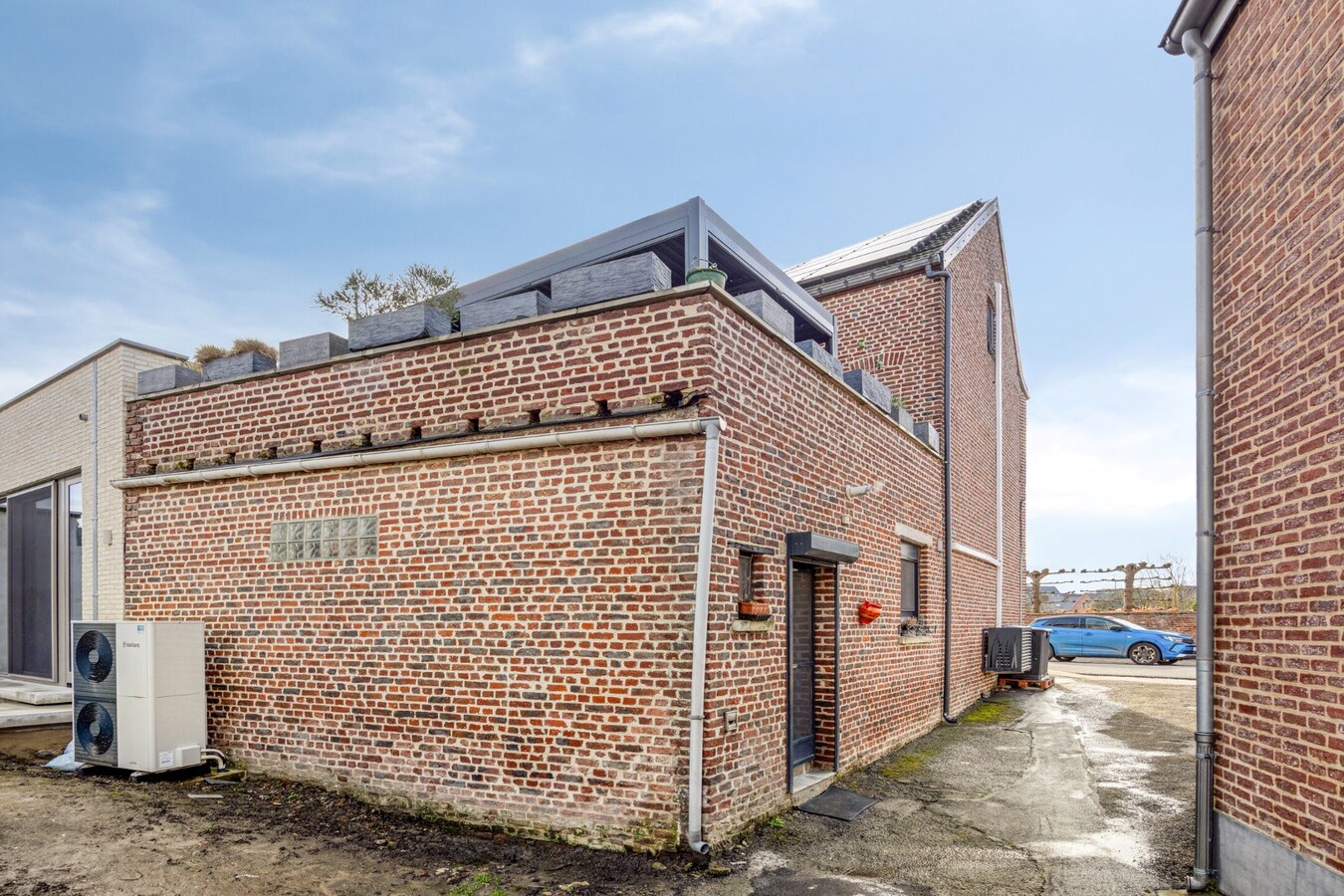 Halfopen bebouwing met 3 slaapkamers te Hoegaarden 