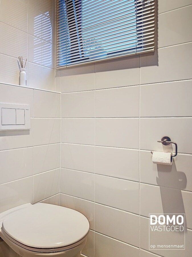 Instapklare en zeer ruime woning te Kuringen. 