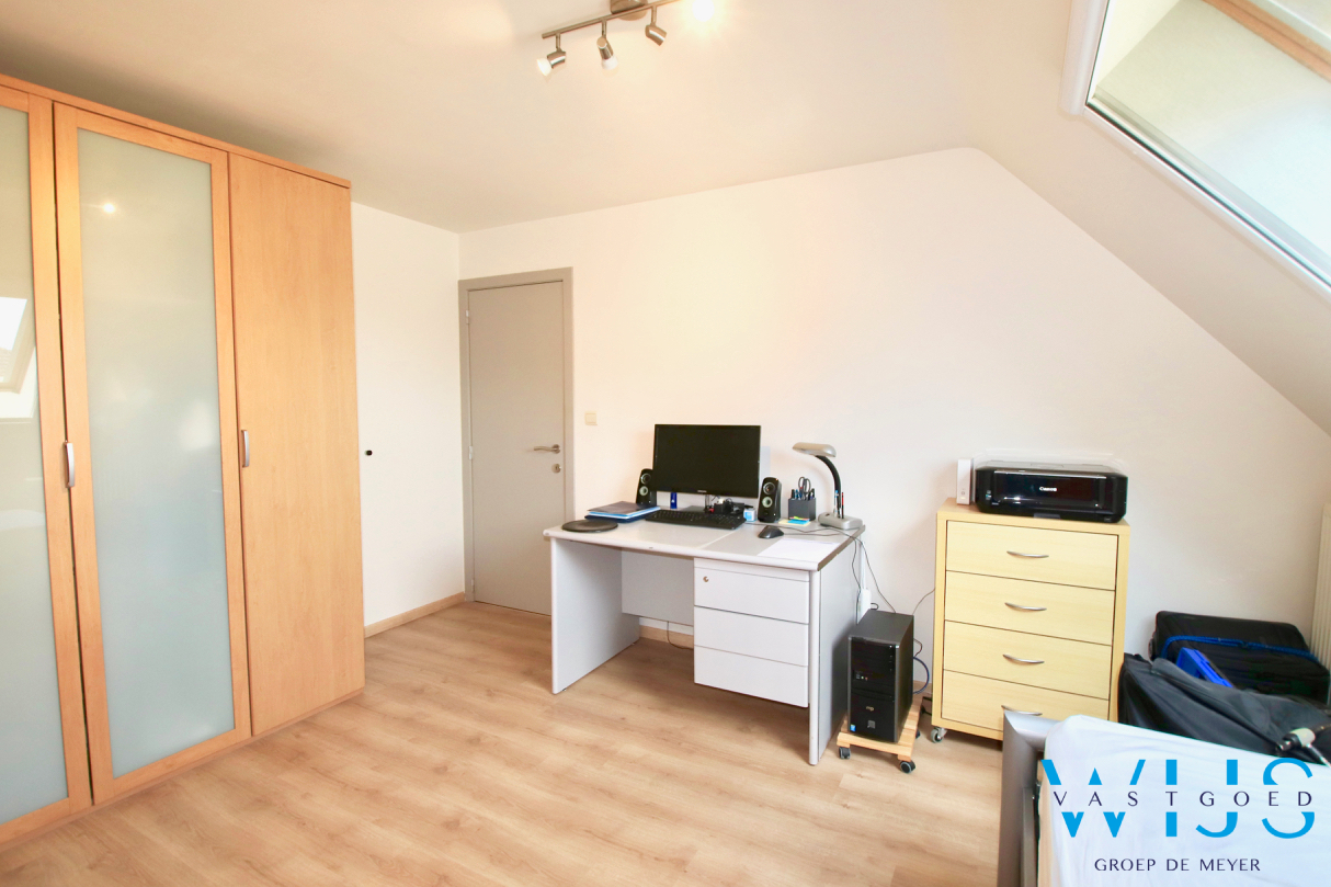 Tof woonhuis met tuin te Boekhoute ! 