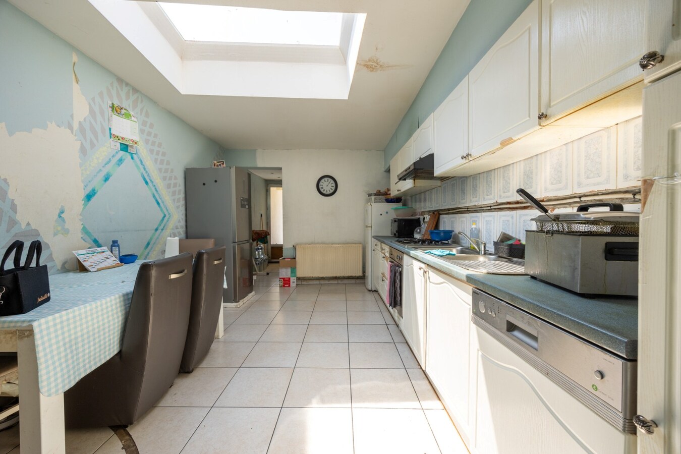 Te renoveren woning met 3 slpk en tuin te Willebroek! 