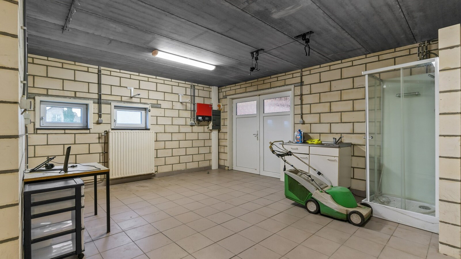 Riante gezinswoning met tal van mogelijkheden nabij Maastricht! 