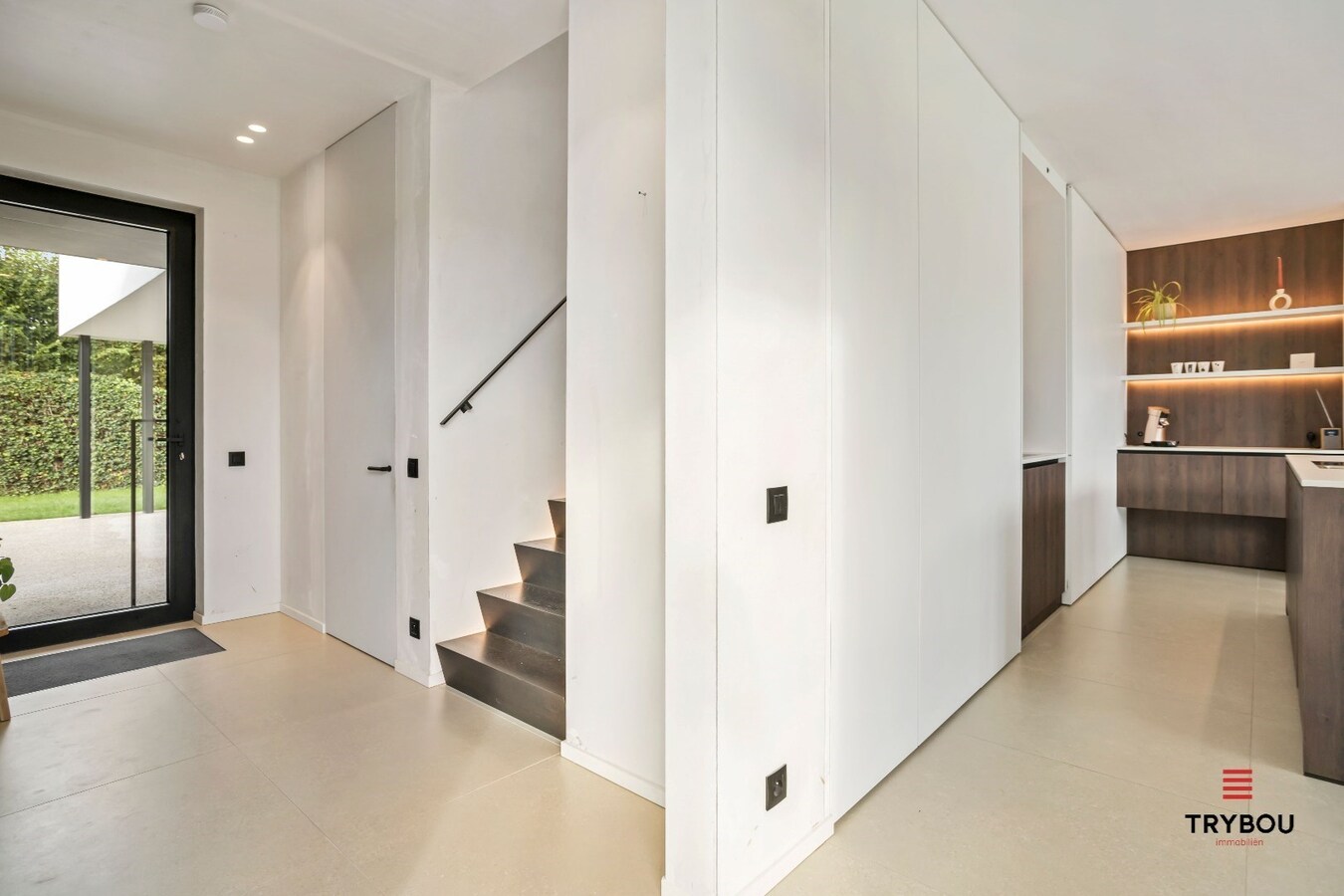 Rustig gelegen architecturaal pareltje op 1.751 m² te Houthulst. 