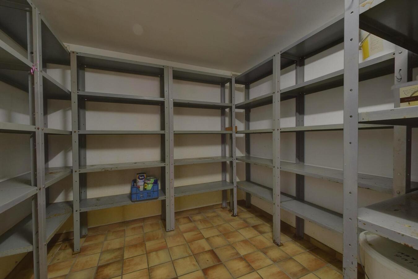 Rustig gelegen villa met garage 