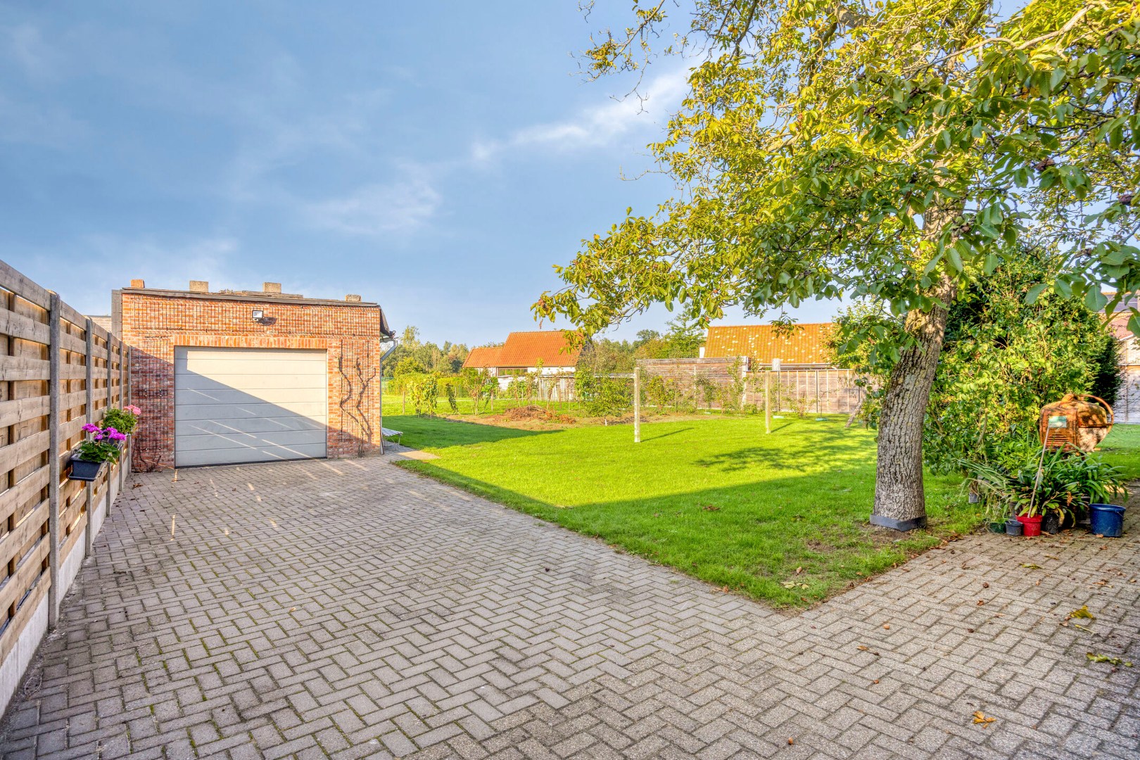 Rustig gelegen gezinswoning met 3-5 slpk. in het centrum van Geel-Ten-Aard 
