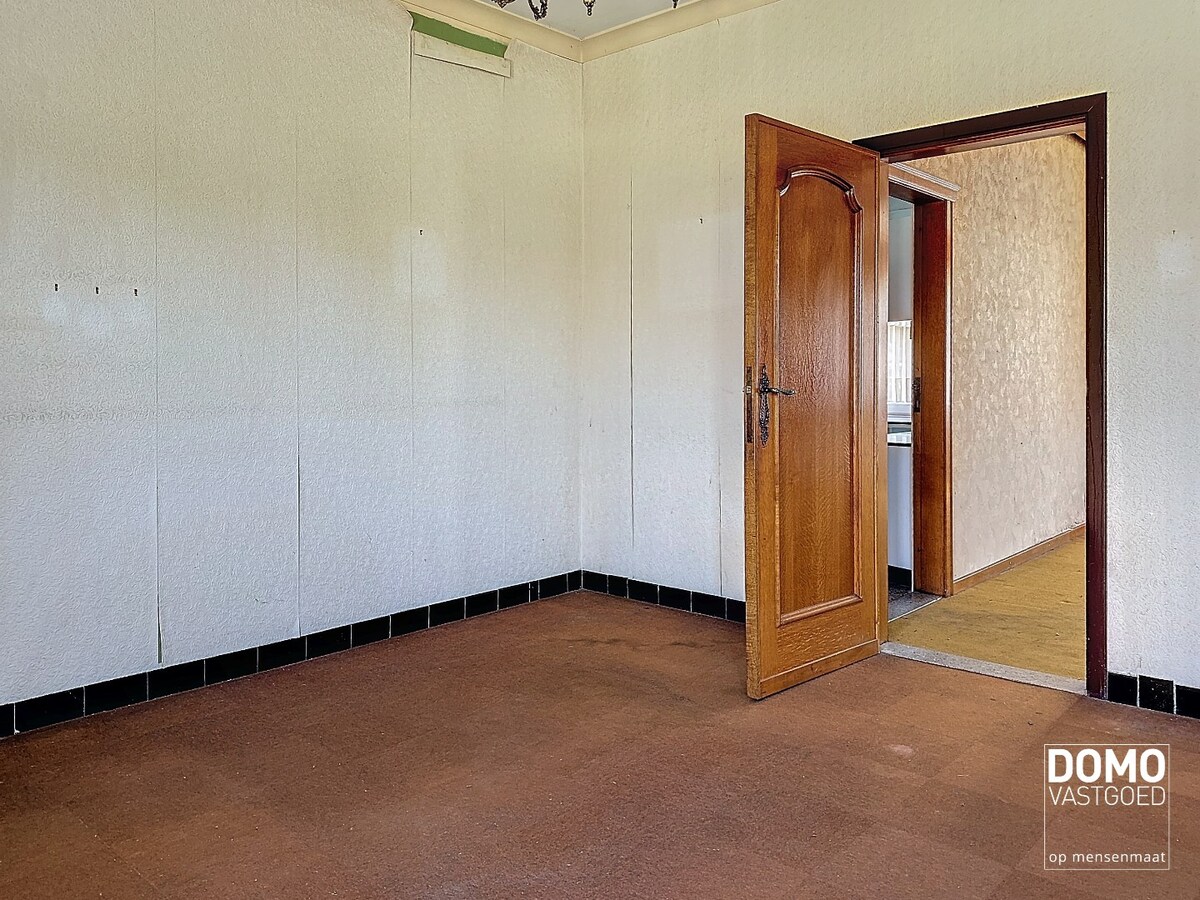 Te renoveren karaktervolle open bebouwing met tuin - mogelijkheid tot creëren extra half open bebouwing 