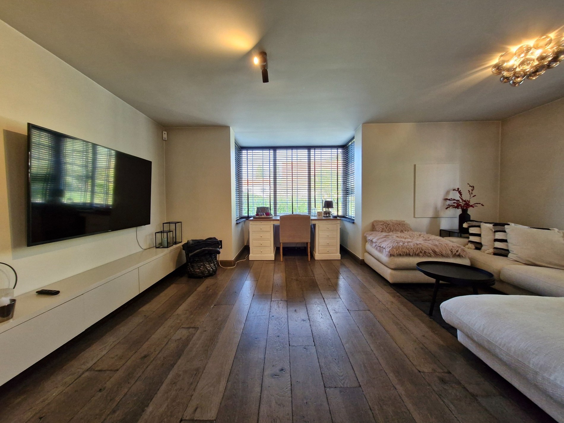 Charmante maison mitoyenne à proximité de Knokke avec des vues dégagées. 