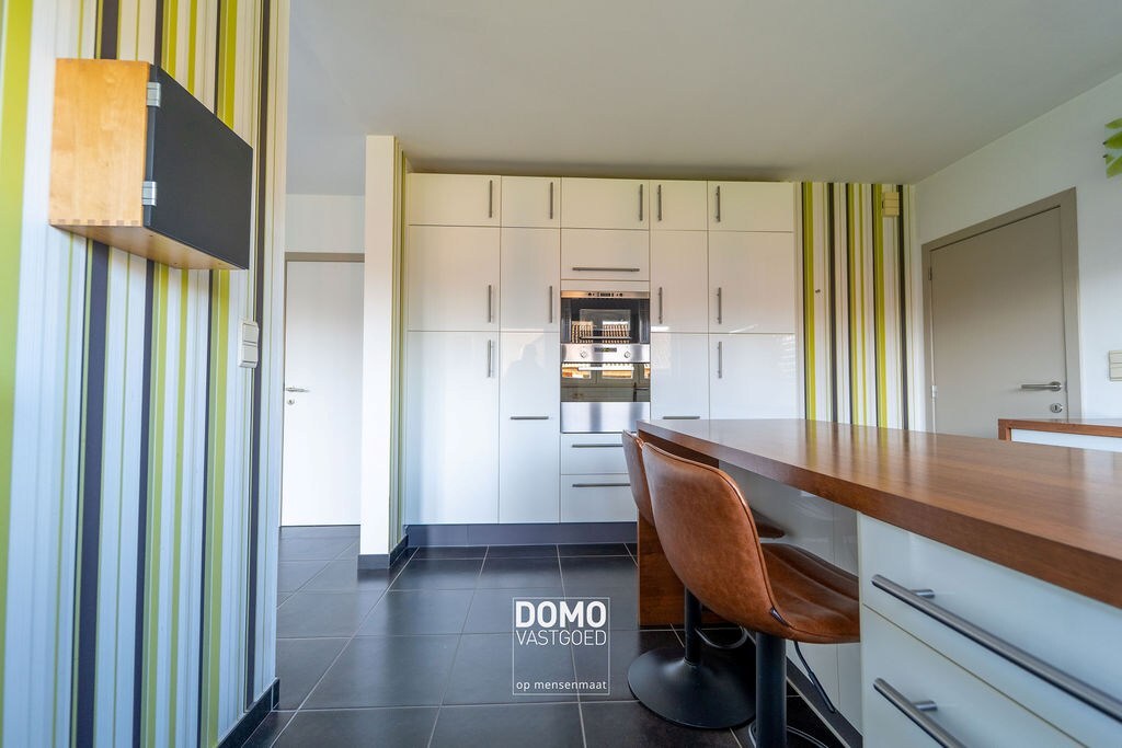 Wonen in alle rust: instapklare open bebouwing met ruime zonnige tuin te Stokrooie 