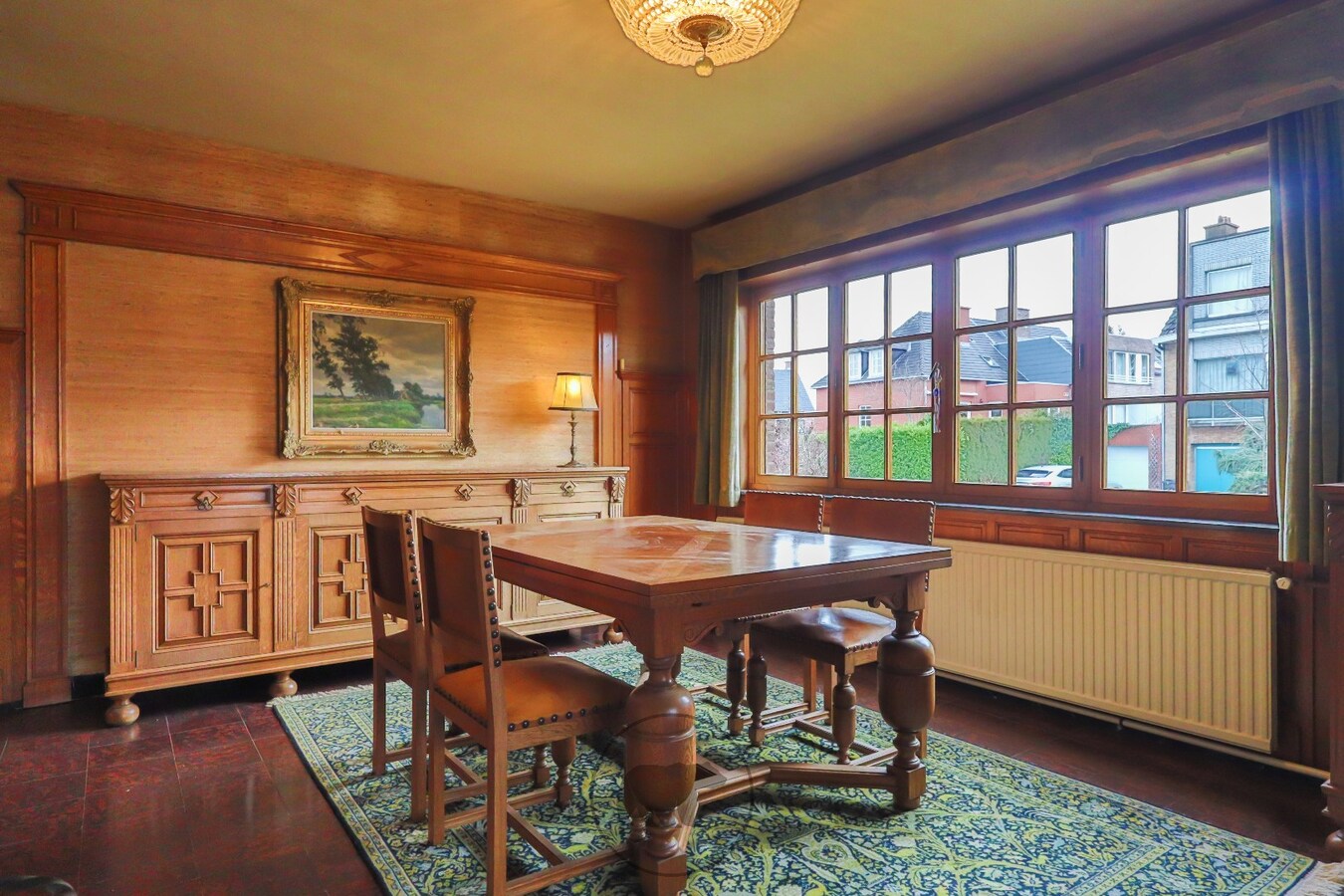 Woning met karakter en uitzicht op de velden nabij centrum Aalst 