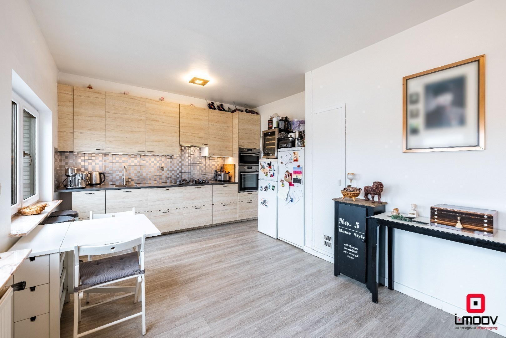 Instapklaar lichtrijk appartement op toplocatie in Sint-Amandsberg 