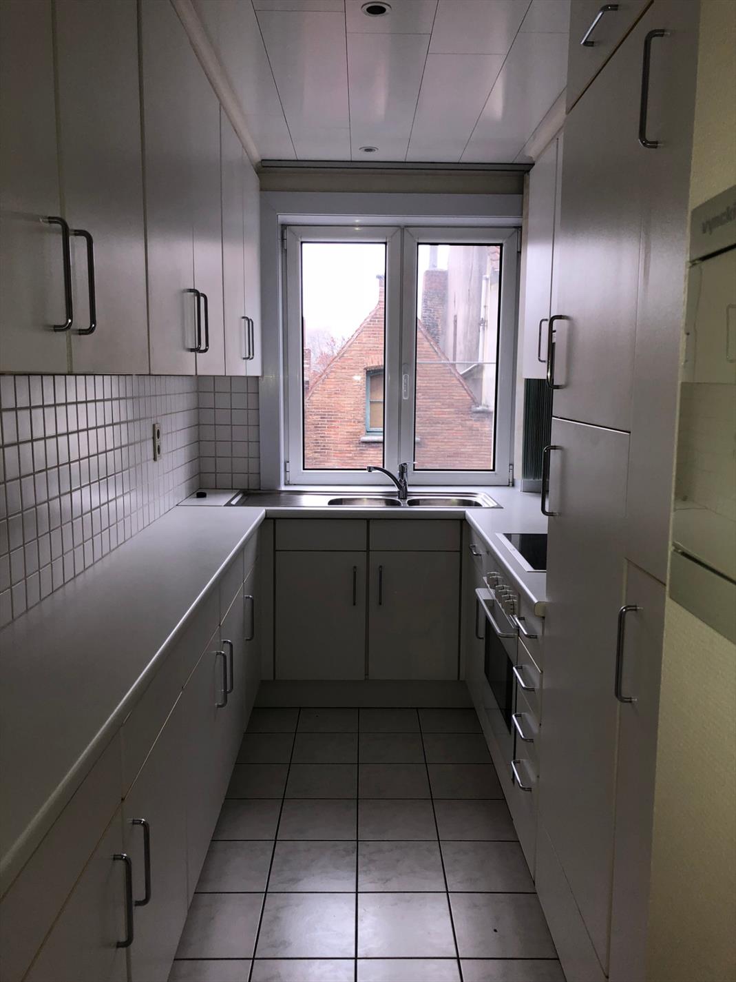 Luchtig appartement met balkon 