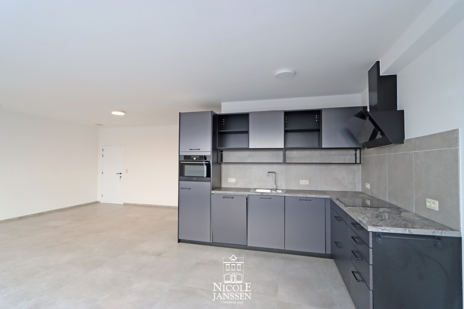 Volledig uitgeruste keuken 