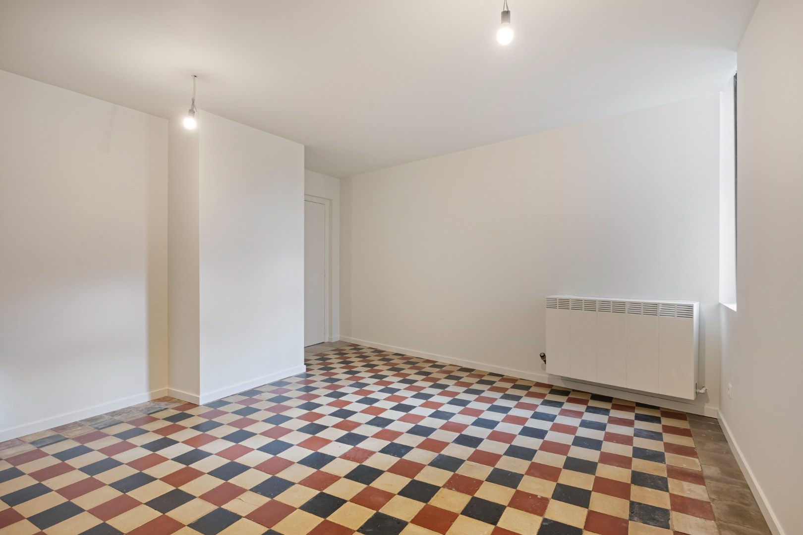 Instapklare gezinswoning met praktijkruimte 