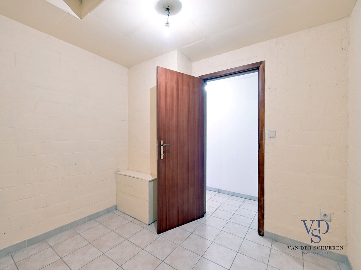 Degelijke, praktische Half Open Bebouwing. 