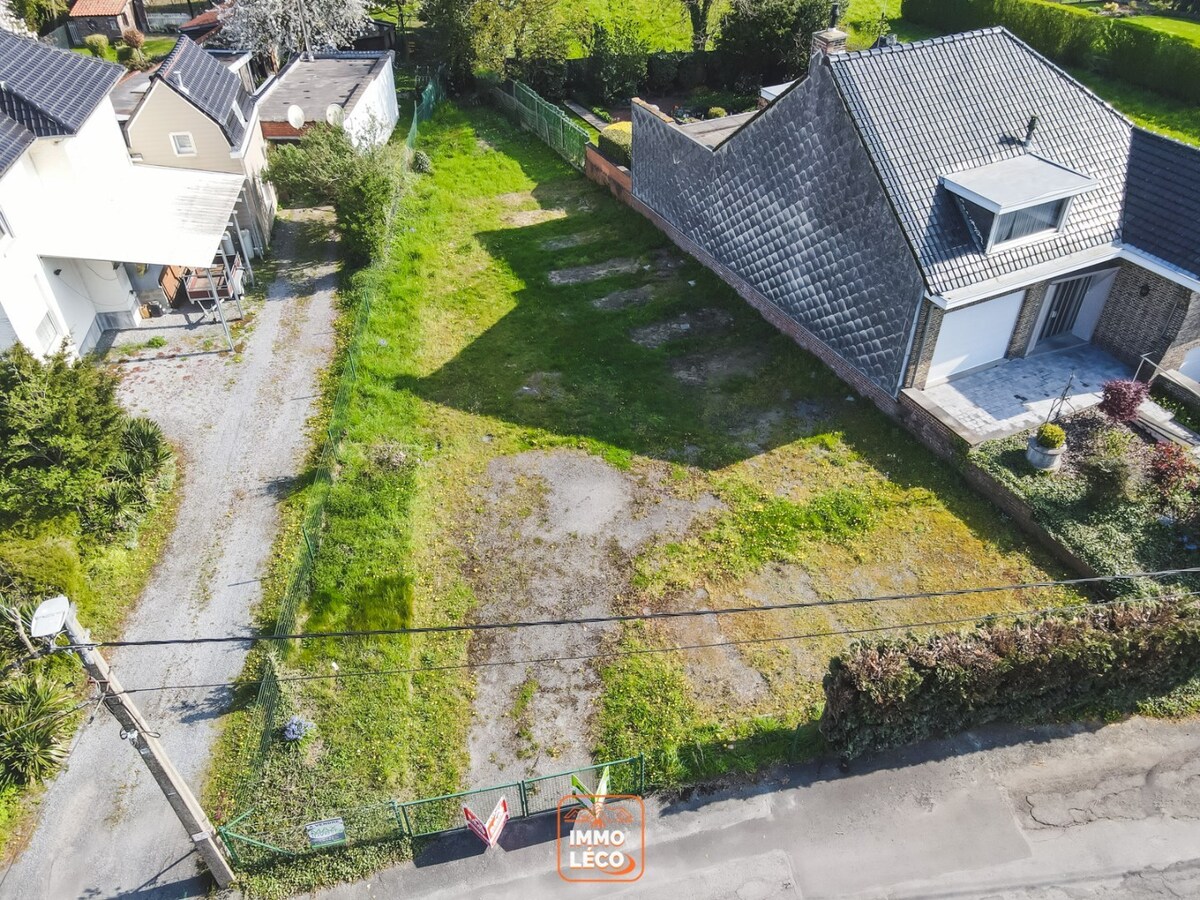 Terrain à bâtir de 465m² pour une construction 3 façades, TOP SECTEUR 