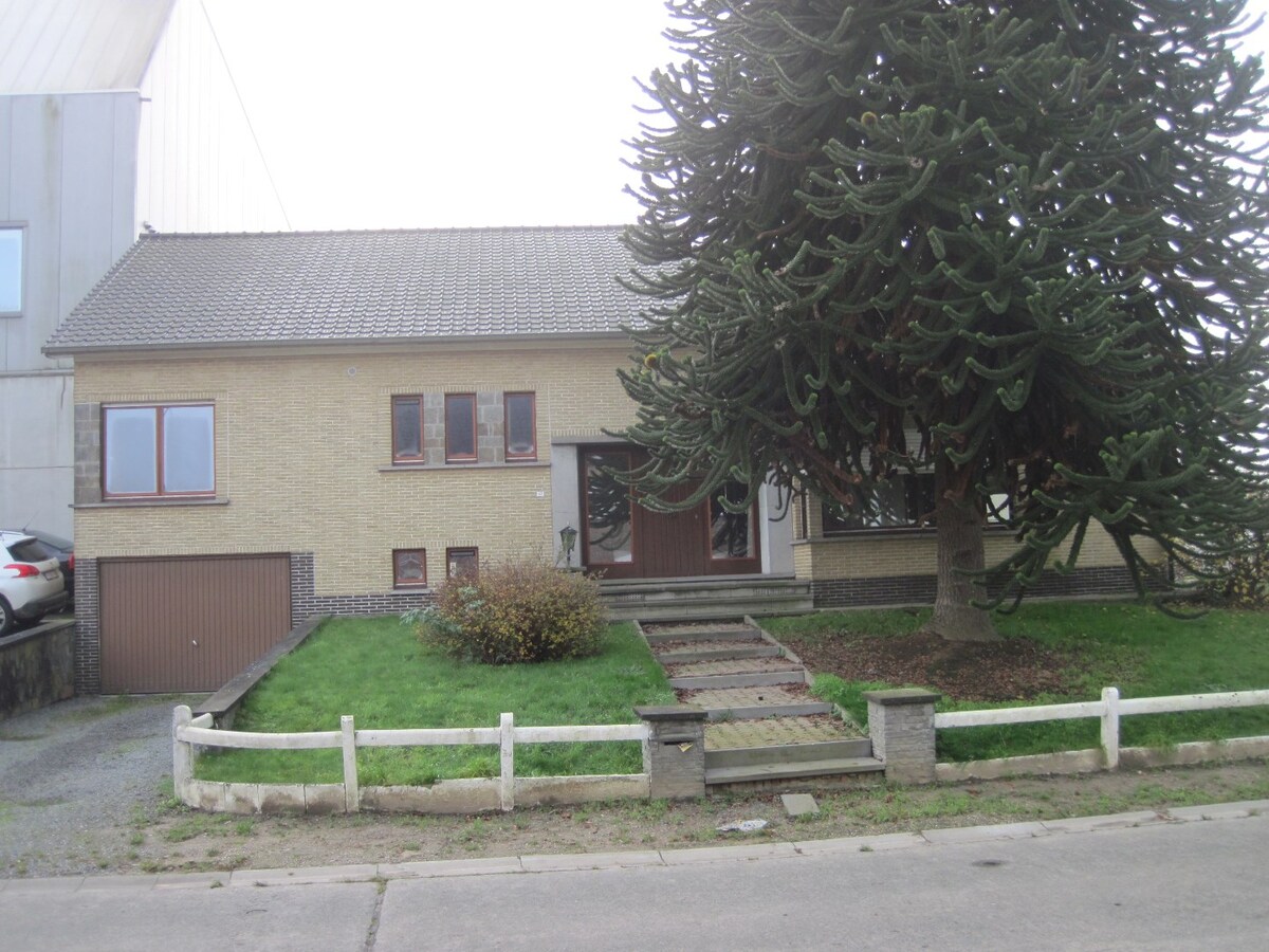 Goed gelegen woning met tuin. 