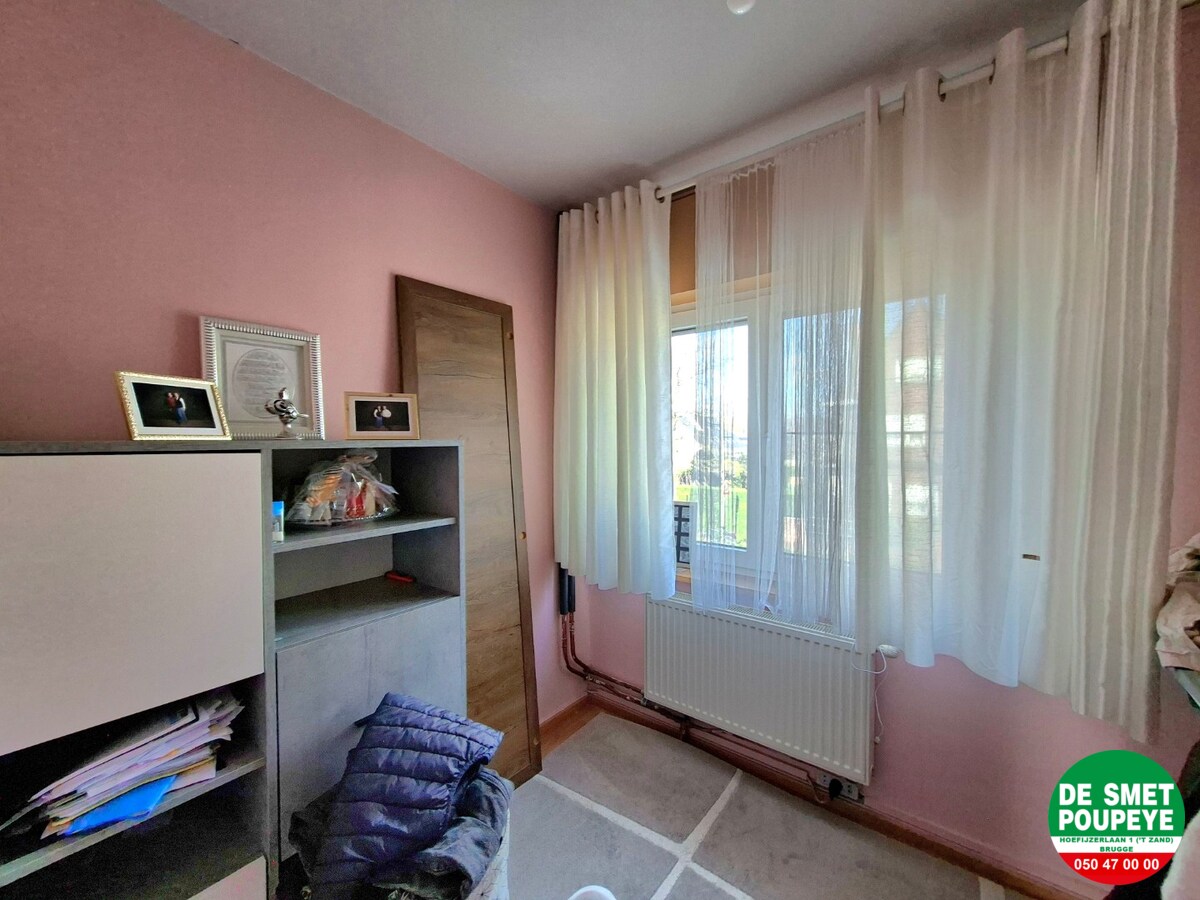 Ruime woning met garage 