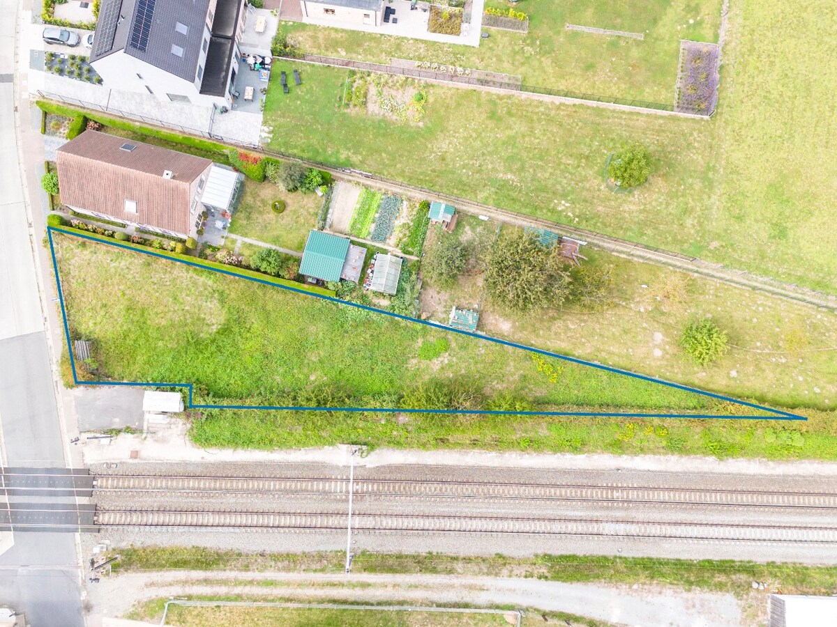 Centraal gelegen bouwgrond voor open bebouwing te Leeuwergem 