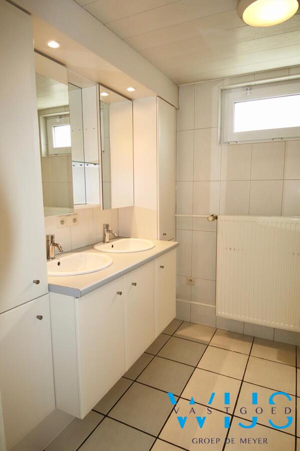 Gezellig woonhuis met 3 slaapkamers in hartje ERTVELDE! 