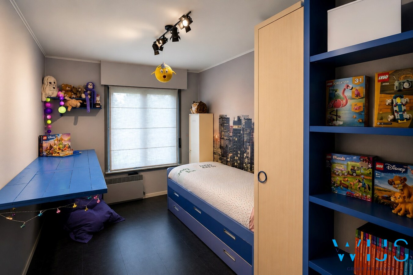Instapklare bungalow met 5 slaapkamers, zonnepanelen en EPC label  A ! 