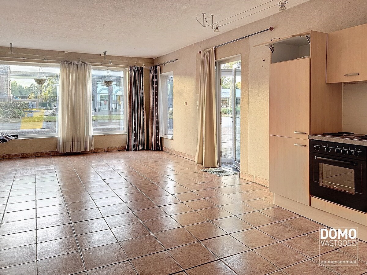 APPARTEMENTSGEBOUW  bestaande uit 1 studio en 1 appartement gelegen te Hasselt 