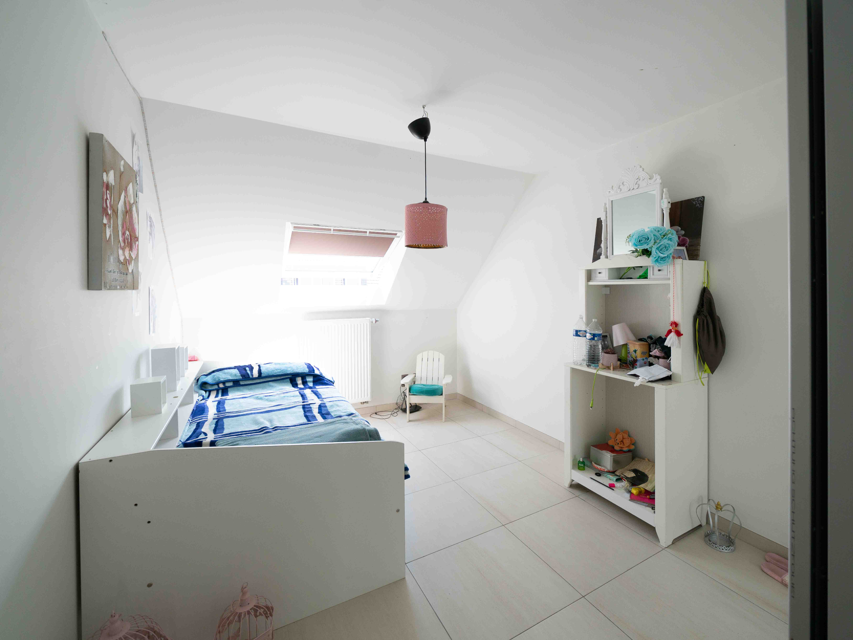 Zéér ruime en recente woning met 3 kamers en 2 badkamers 