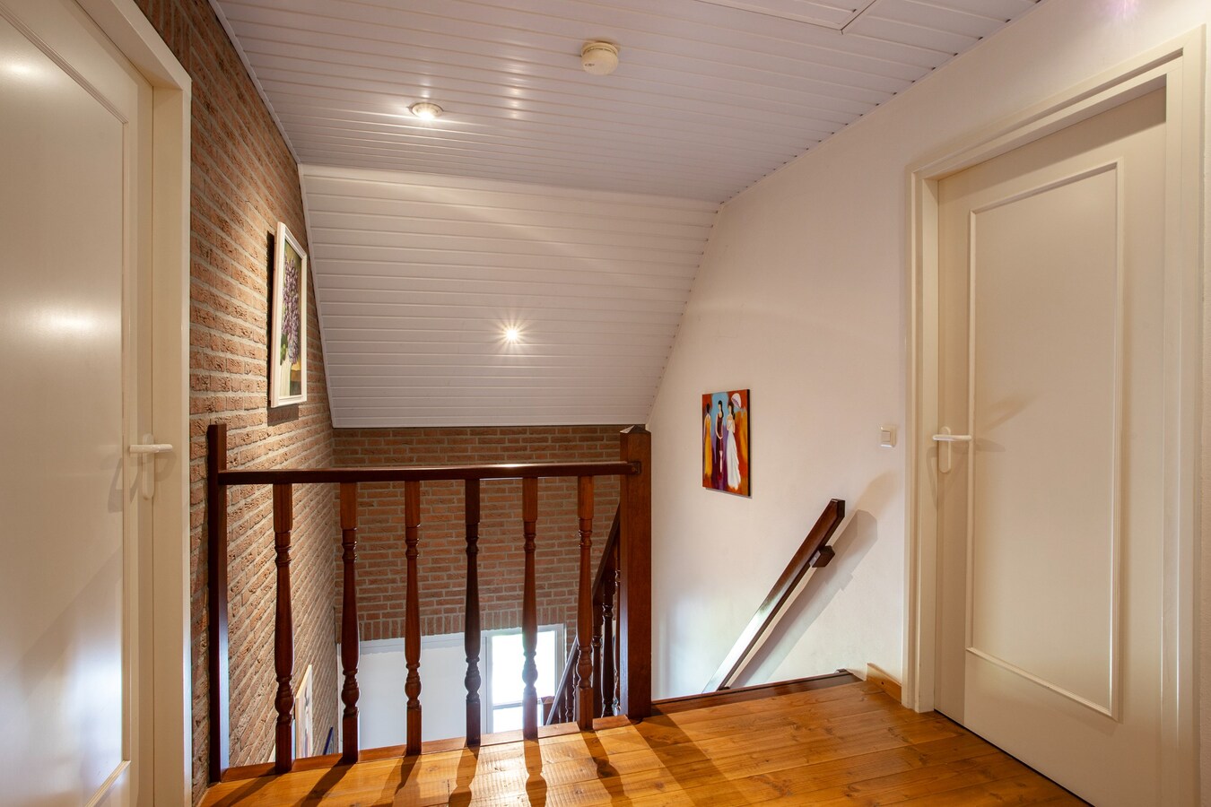 Royale vrijstaande woning gelegen op een perceel van 671 m2 met de tuin op het zuiden! 