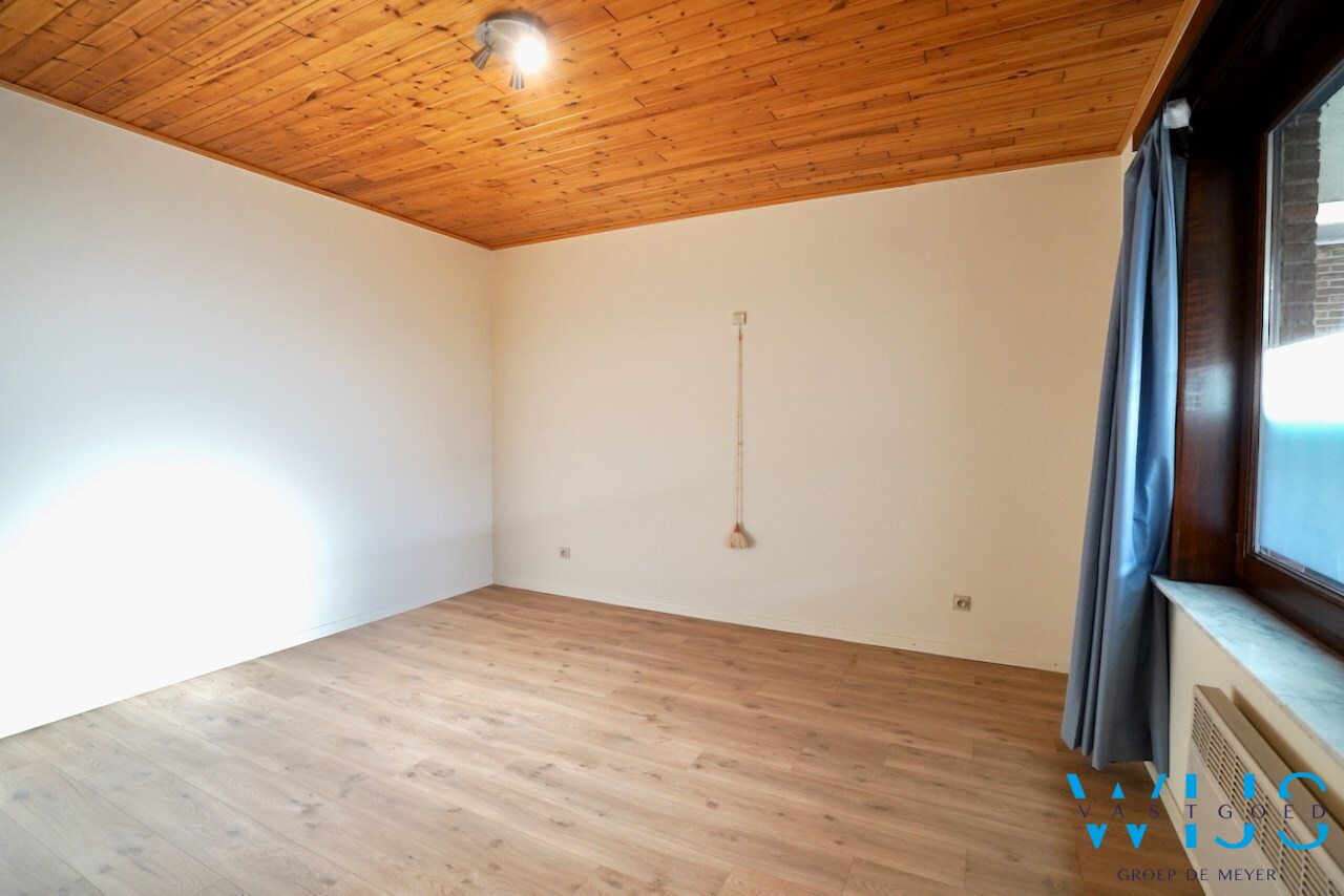 Gelijkvloers appartement met garage te Baarle/Drongen ! 