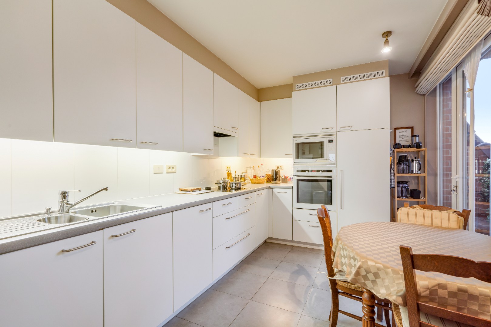 Prachtig appartement (165 m²) met 3 slpk, garage en zonneterras, Torhout 