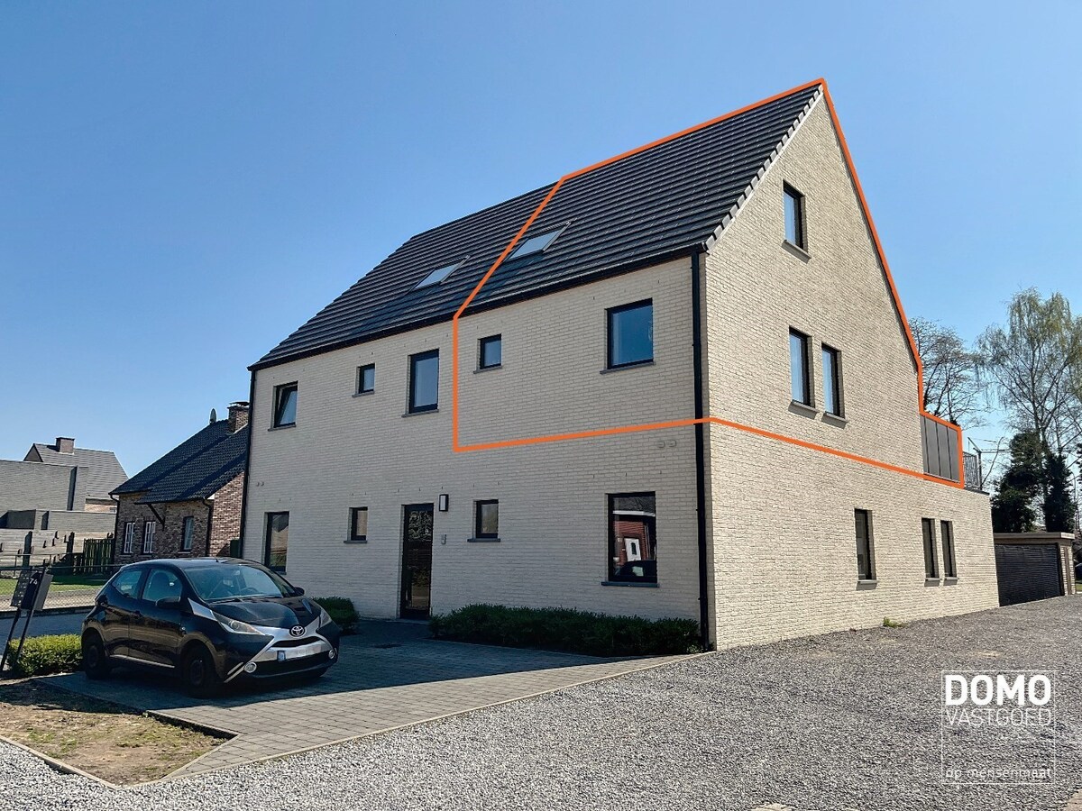 RUIM EN ENERGIEZUINIG DUPLEXAPPARTEMENT IN HEUSDEN-ZOLDER 