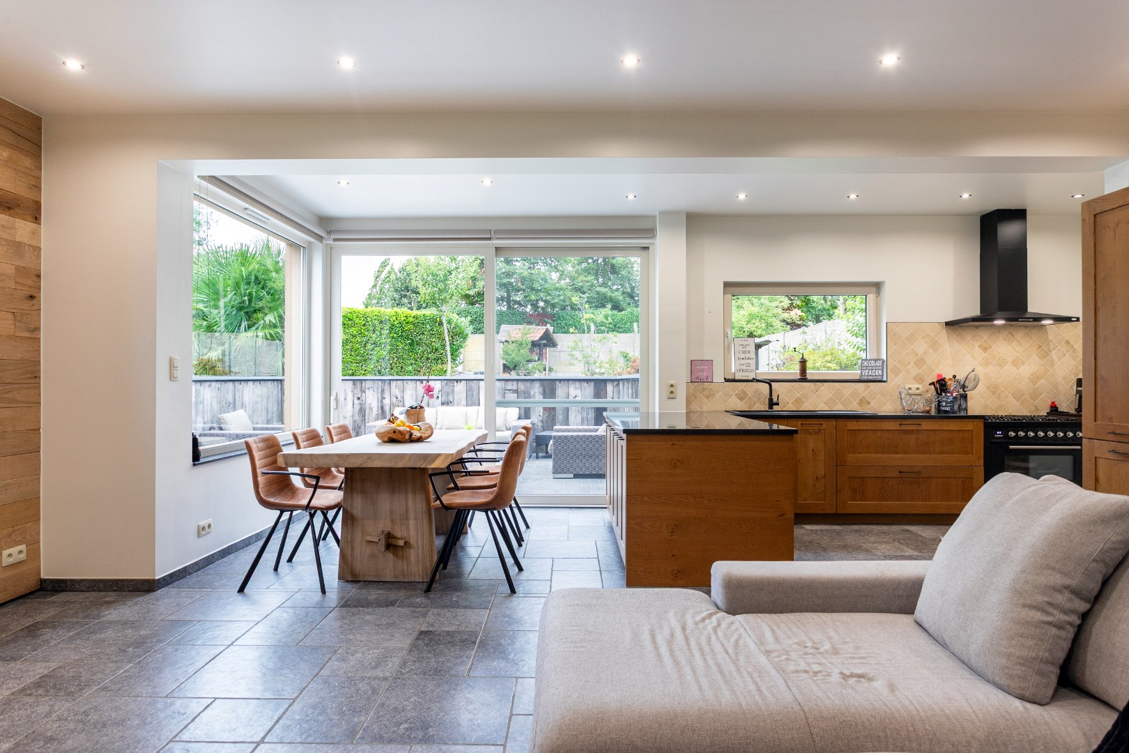 Charmante woning met 3 à 4 slpk en tuin te Halle 