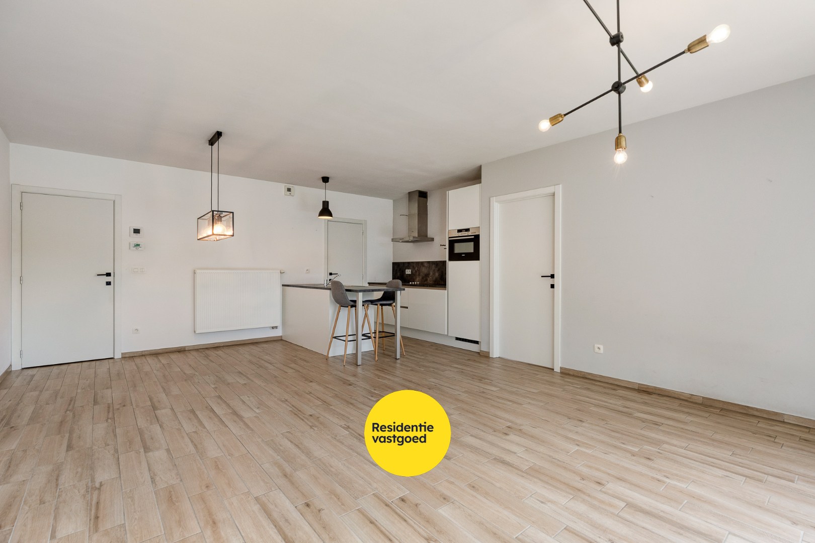Instapklaar 1-slpk appartement te Laken 