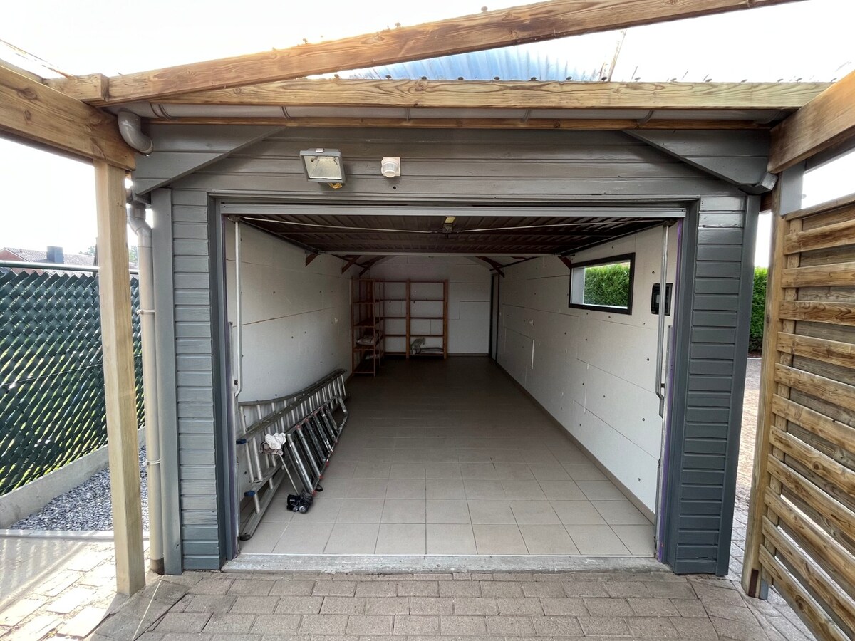 Gezellige woning met 4 slaapkamers in Zulte 