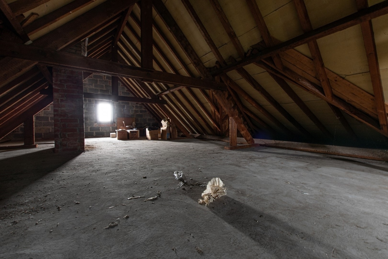 Statige, te moderniseren villa in een residentiële wijk - Blankenberge 