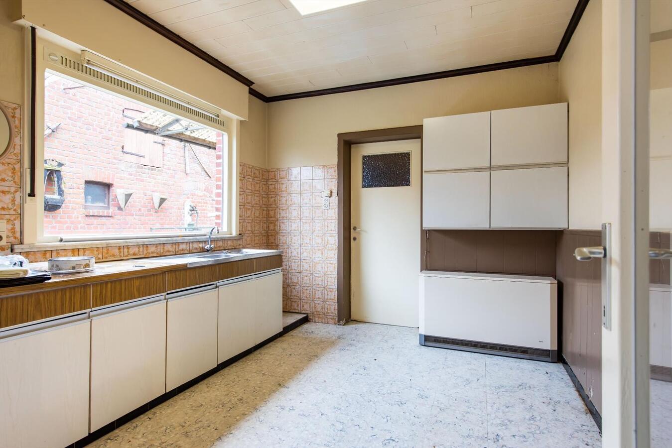 Landelijk gelegen woning met bijgebouwen op 9070m² 