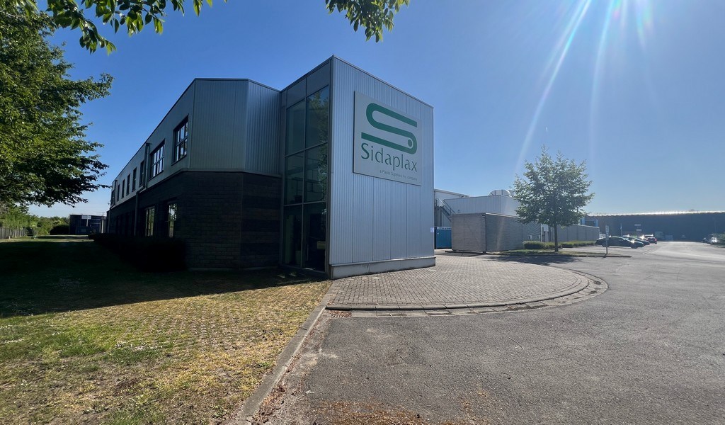 Logistiek bedrijfspand te huur in de haven van Gent