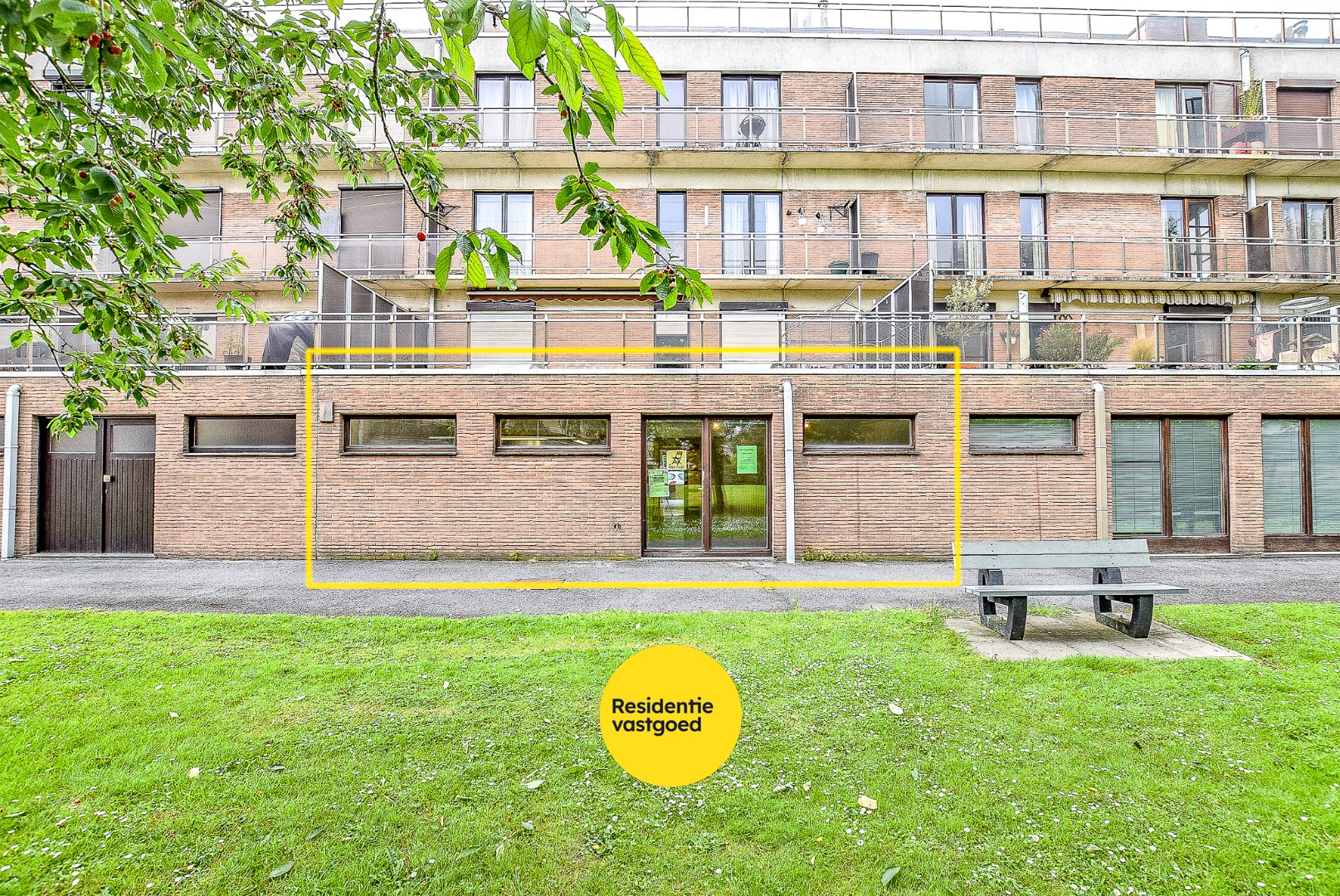 Centraal gelegen appartement(148 m²) in centrum Diksmuide! 