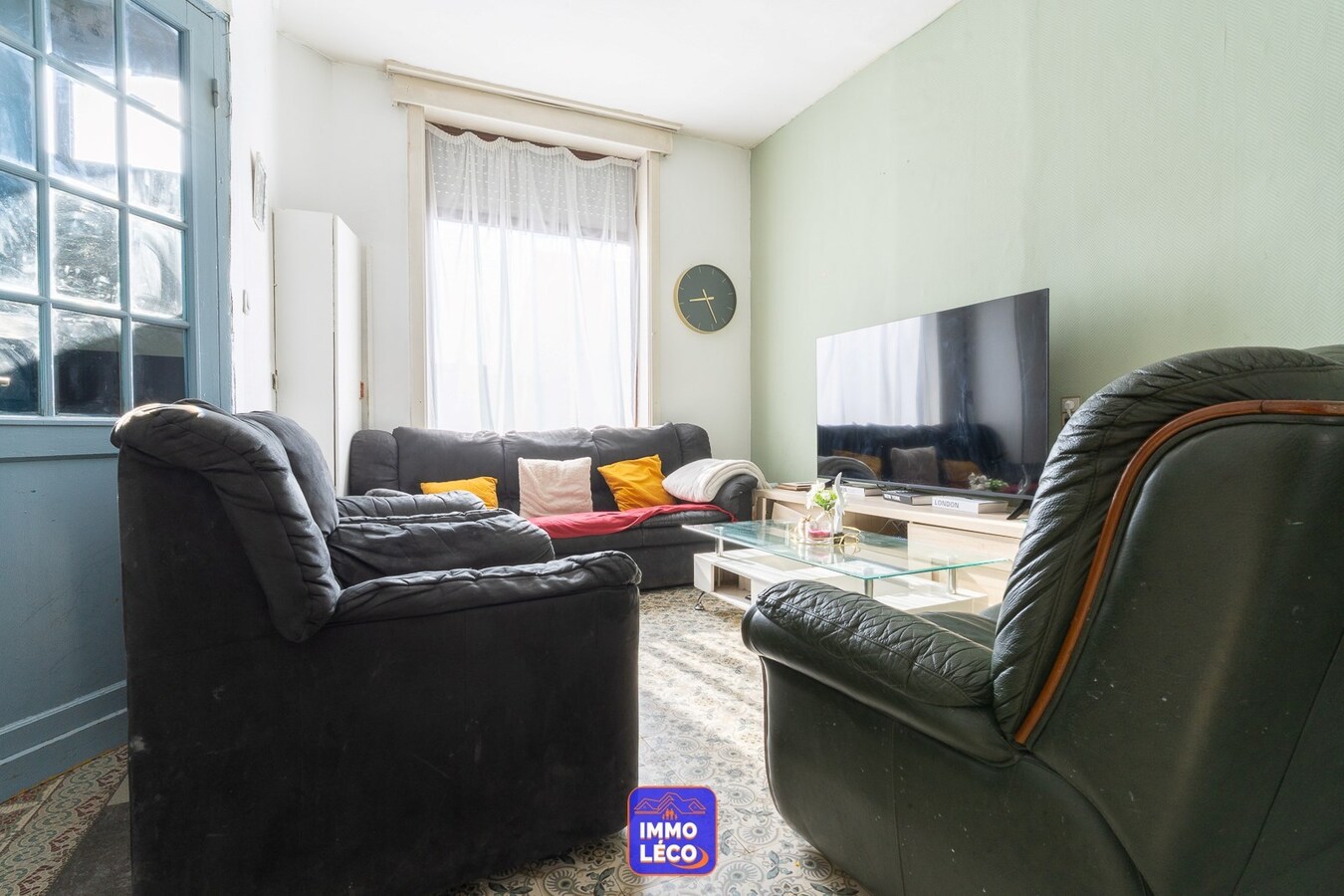 Maison entre pignons avec cour, idéal investisseur ! 