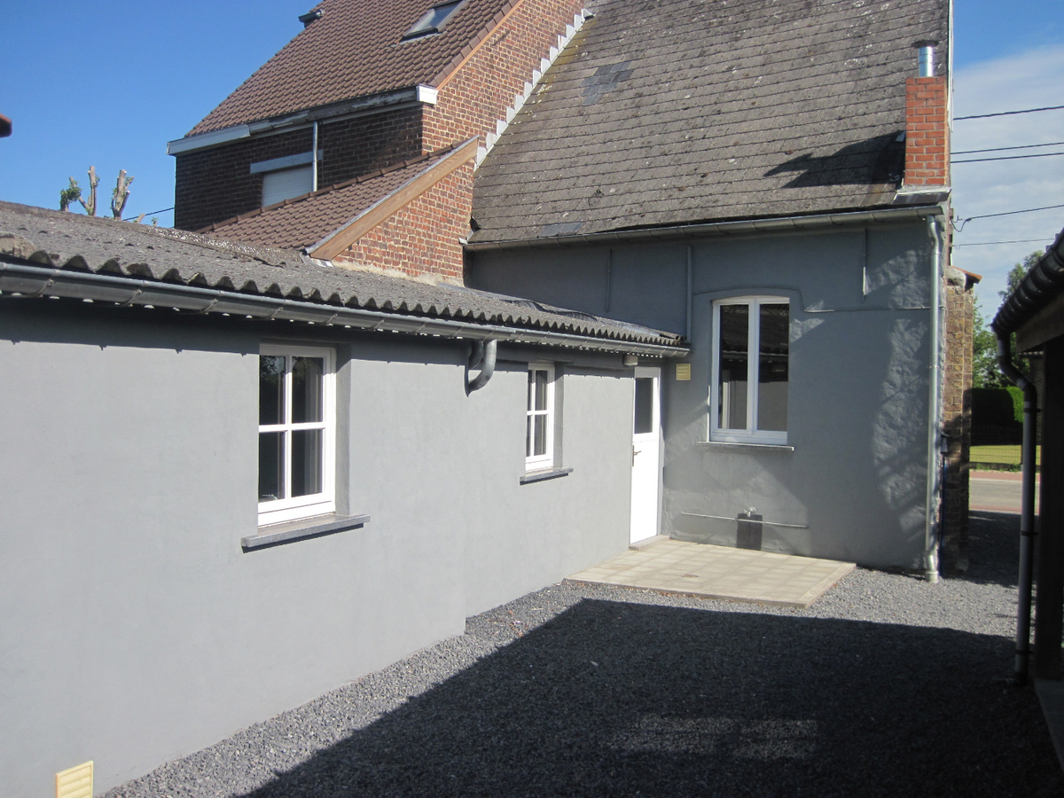 Praktische, goed onderhouden woning met tuin. 