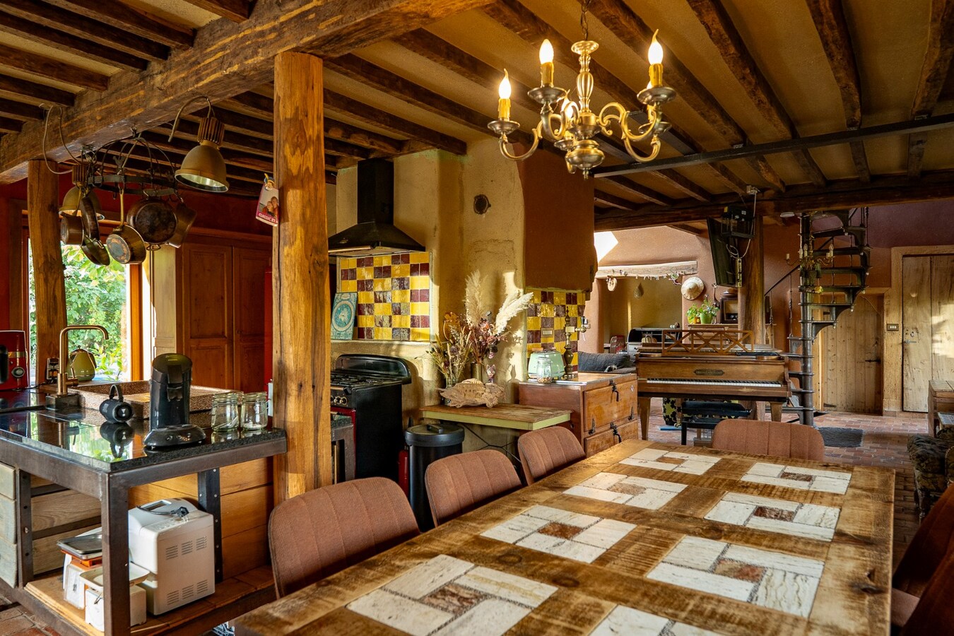 Charmante hoeve met weiland op 4.029 m² 