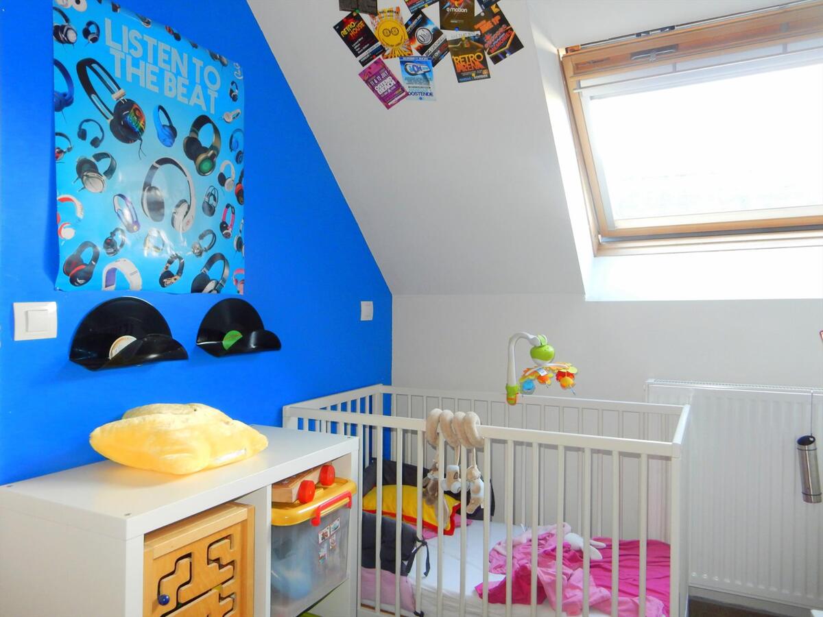 Recente woning met 4 slaapkamers te Snaaskerke 