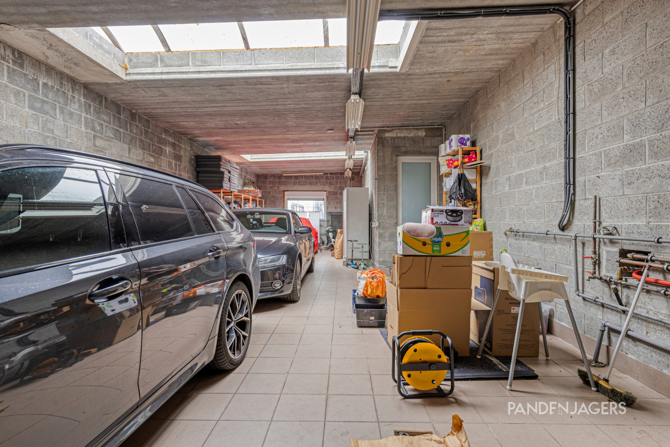 Verrassend ruime HOB (290 m²) met garage voor 3 wagens te Duffel 