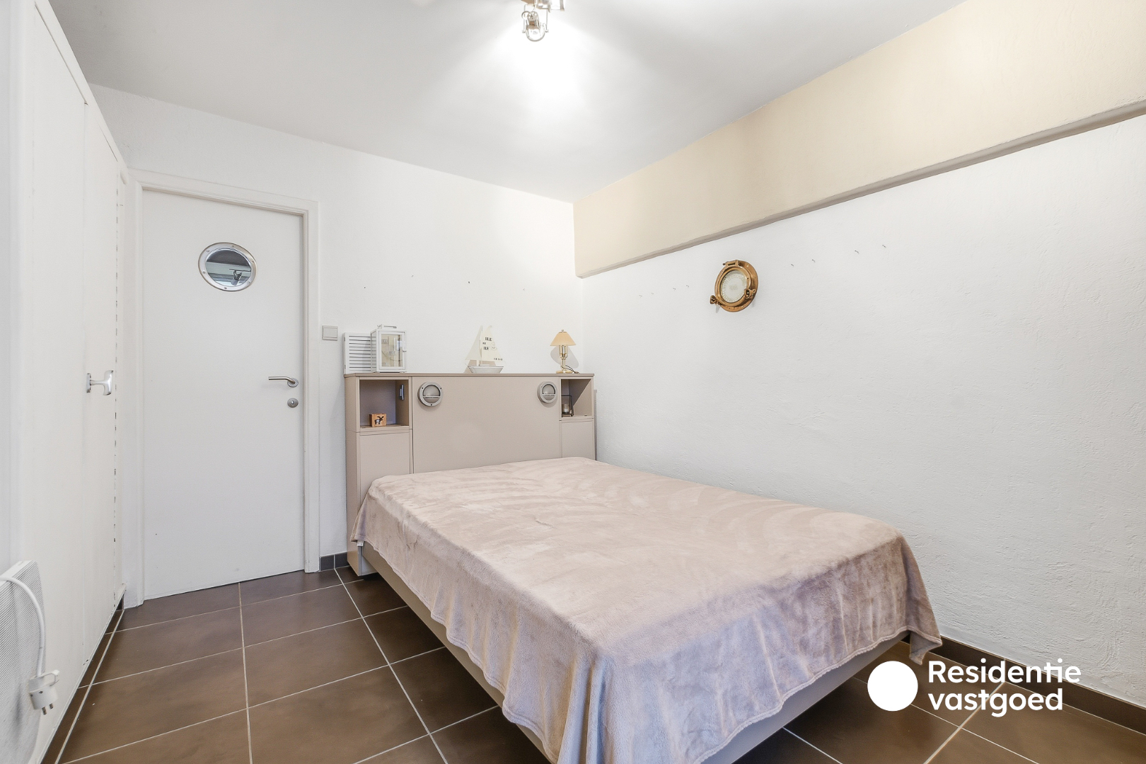 Gemeubeld éénslaapkamerappartement met terras en kelderberging in Park Atlantis, De Haan 