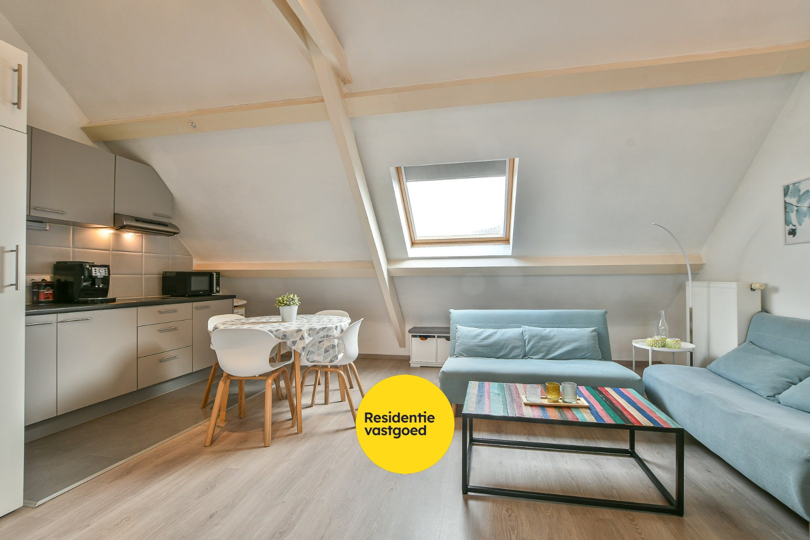 Gezellig dakappartement met tuin vlak bij zee – Vosseslag, De Haan! 