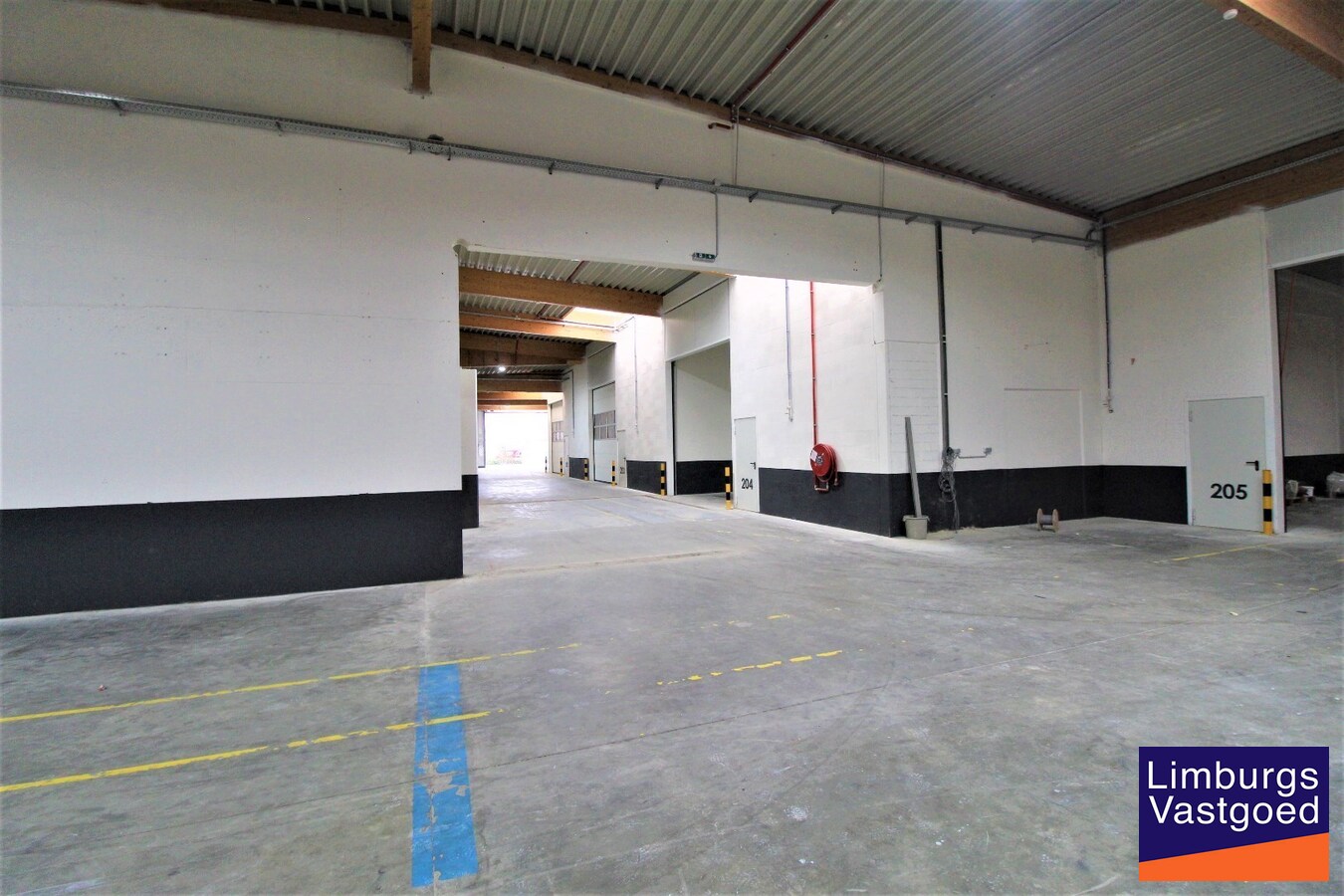 METIO - KMO UNIT 138 - 28,55 m² - sectionaal poort - nabij E-313 