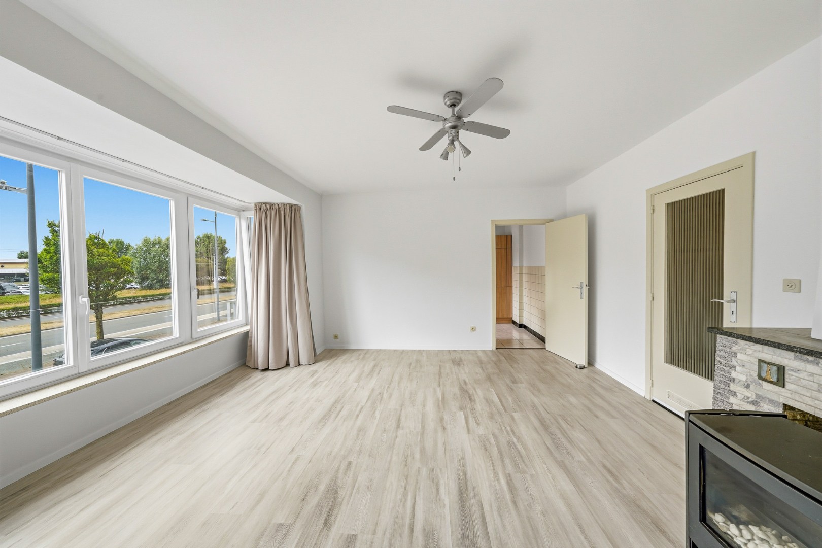 Instapklaar appartement met 2 slaapkamers te Oostende 