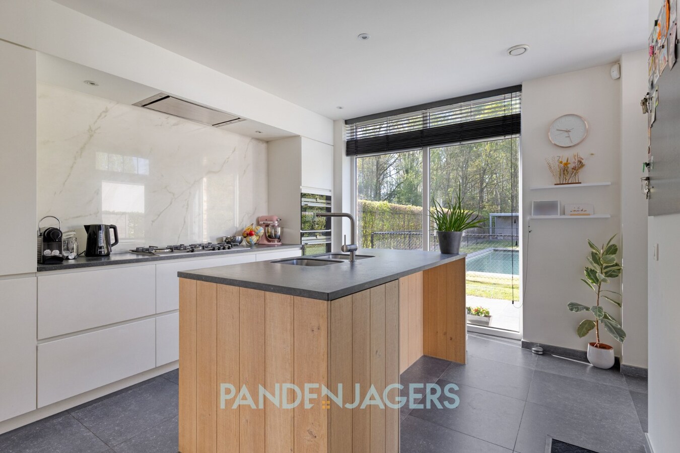 Recente woning (2018) met zwembad te Duffel 