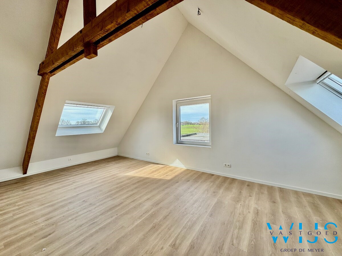 Volledig gerenoveerde TOPwoning te koop in Ertvelde ! 