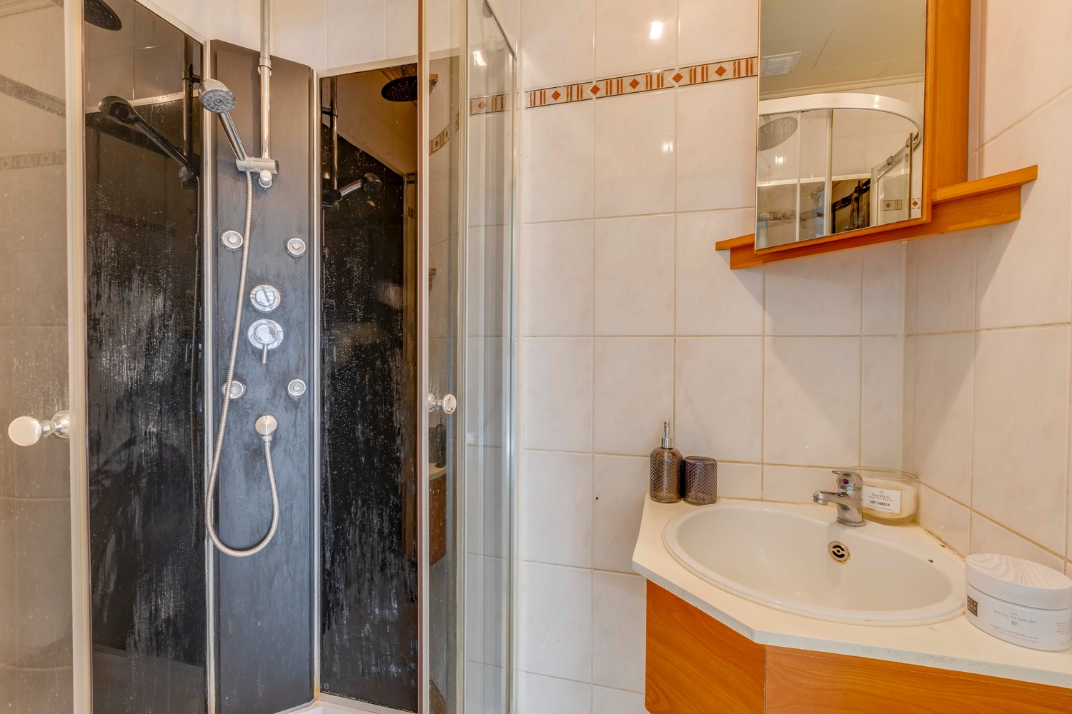 Beluikwoning ideaal voor studerende kinderen en investeerders! 