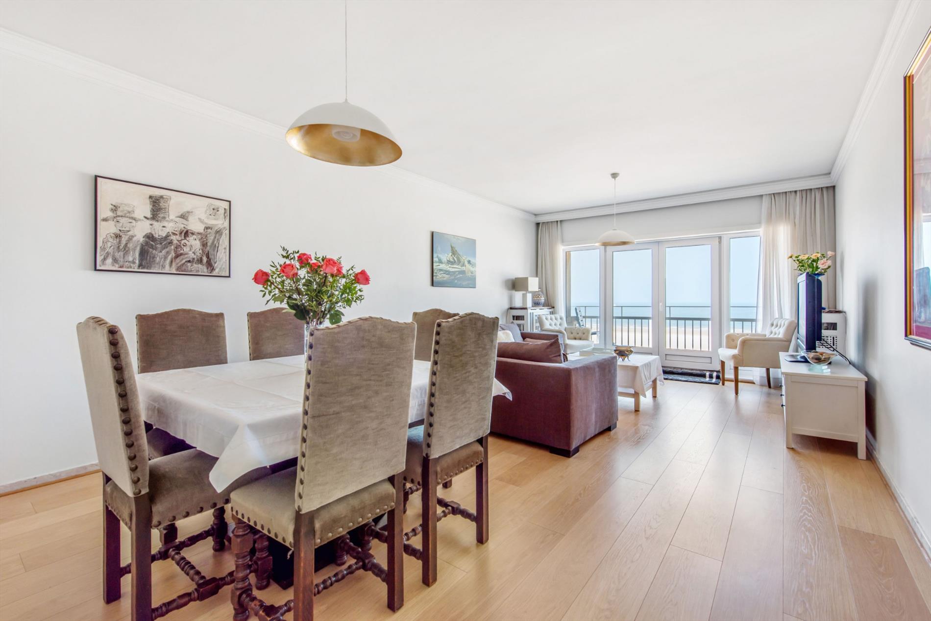 MAGNIFIQUE APP DE VACANCES . 2 CHAMBRES A COUCHER AVEC VUE FRONTAL SUR MER (GARAGE COMPRIS !!) 