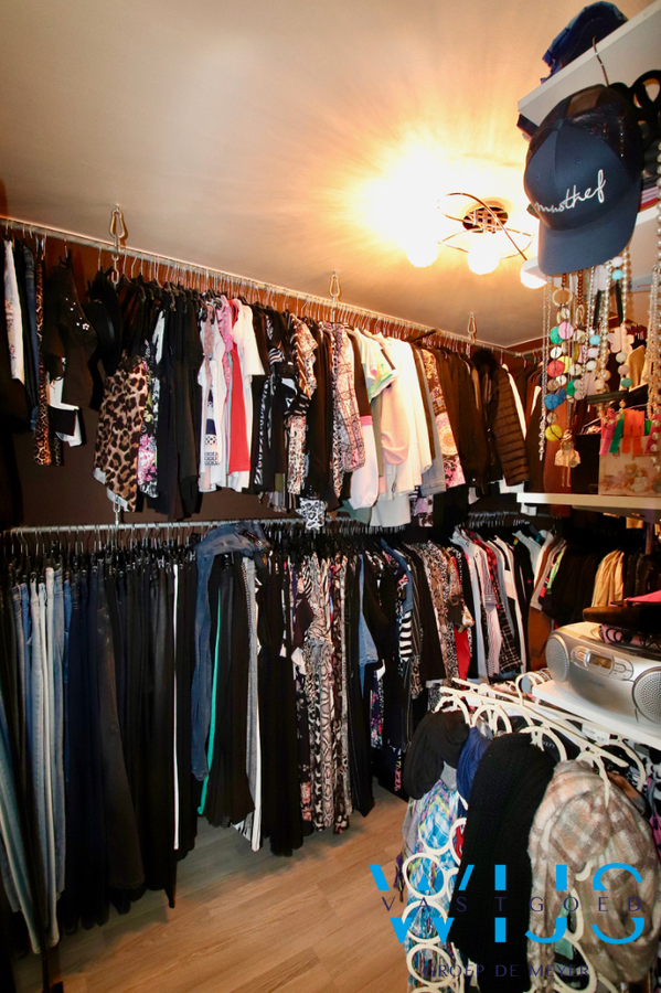 Instapklare gezinswoning met ZUIDgerichte tuin te Evergem! 